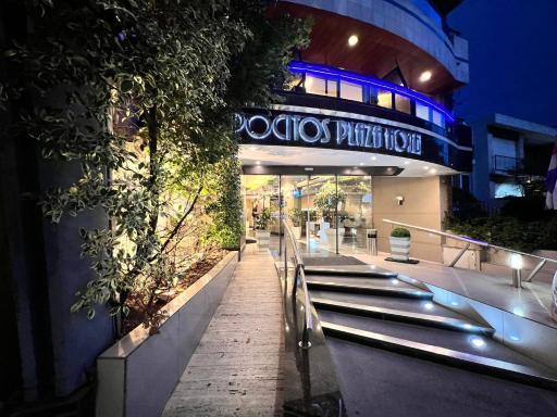 Pocitos Plaza Hotel - Housity