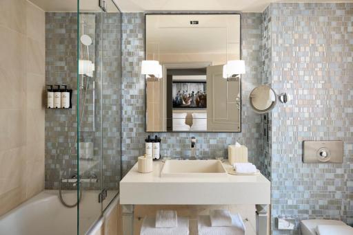 Sofitel Paris Le Faubourg - Housity
