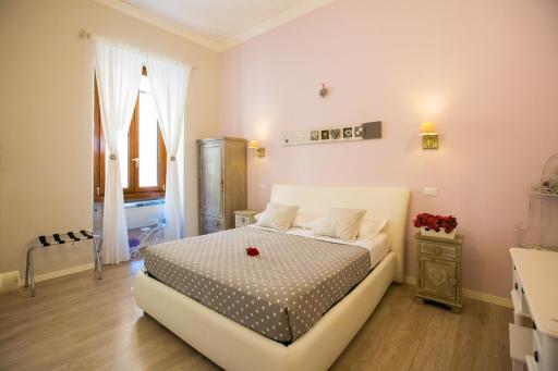 B&B Vatican's Keys - Housity