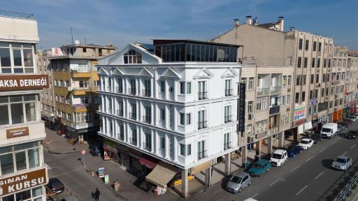SteelOtel - Housity