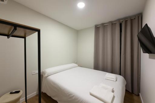 Hostal Alcorcón - Housity