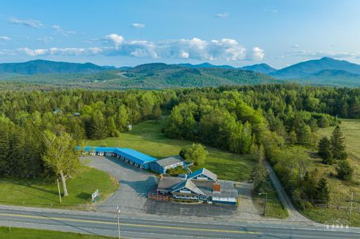 Cascade Inn - Housity