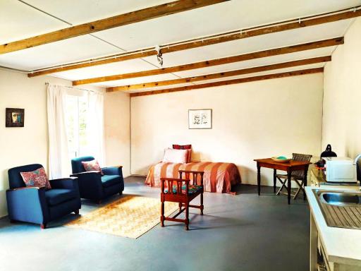 Cornelia's Field - Housity