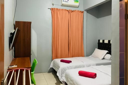 OYO 93071 Home Stay Kembar Syariah - Housity