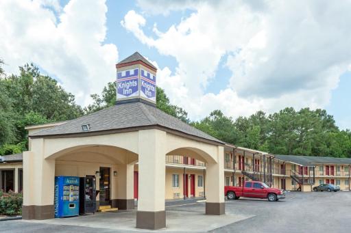 Knights Inn Point South Yemassee - Housity