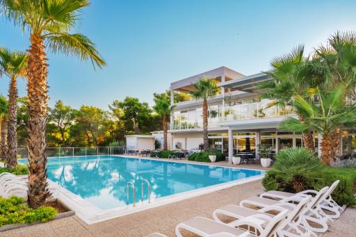 Gava Waterman Milna Resort – All Inclusive - Housity