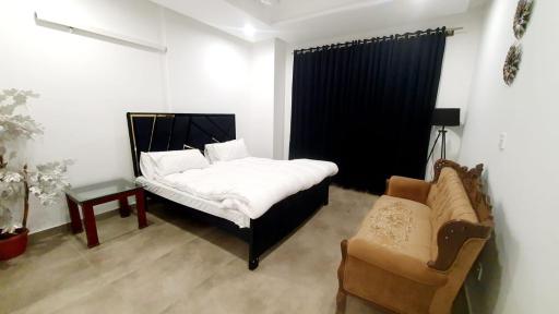 2 Bed Furnished Apartment Bahria Town Phase 8 - Housity