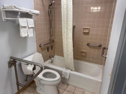 Homelodge Newnan - Housity