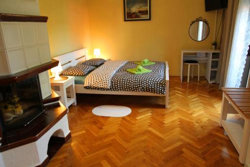 Room & Apartment Plitvička 42 - Housity