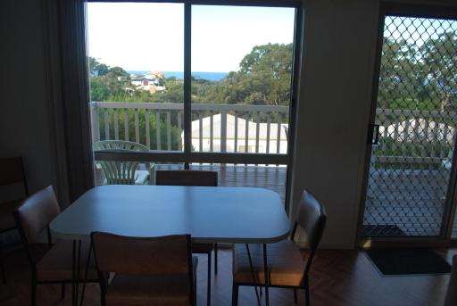 Lookout Holiday Units - Housity
