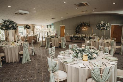 Best Western Plus Aston Hall Hotel - Housity