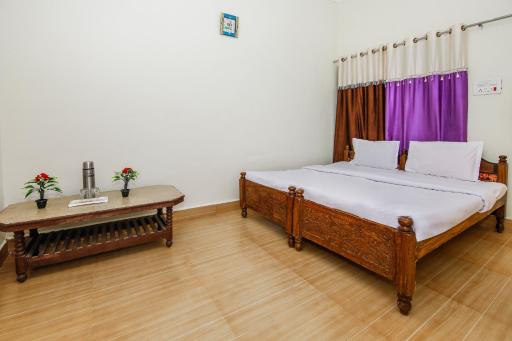 SPOT ON 36622 Hotel All Orchha View - Housity