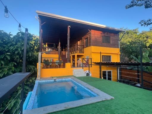 Buena Onda Backpackers - Housity