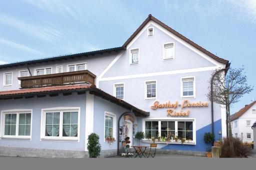 Hotel Gasthof Pension Riebel - Housity