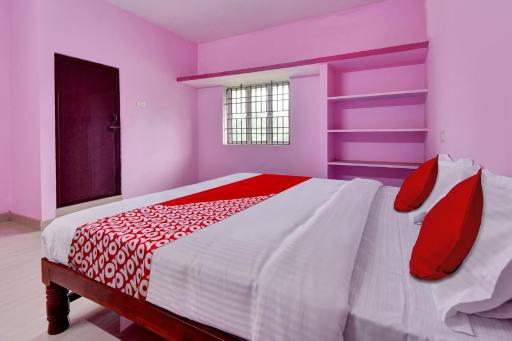 Hotel S P Stay'S - Housity