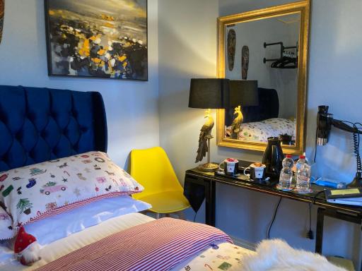 Mountroyal Victorian Studio Self Catering Apartment 3 - Housity