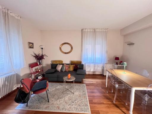 Contemporary central with lift and Ac apartment - Housity