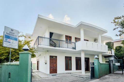 Villa Tanzanite Hikkaduwa - Housity