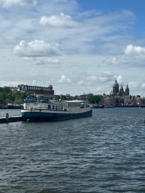 Hotelboat Iris - Housity