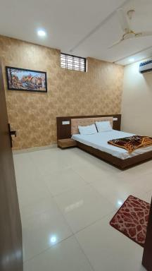 HOTEL SHRI VALLABH KRIPA - Housity