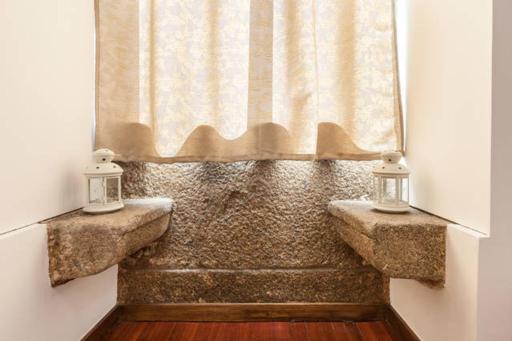 Barnabe Apartment - Housity