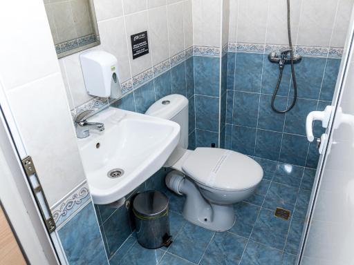 City House Family Hotel & Restaurant - Housity
