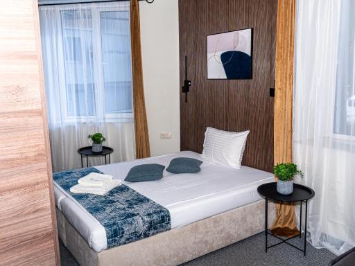 City House Family Hotel & Restaurant - Housity