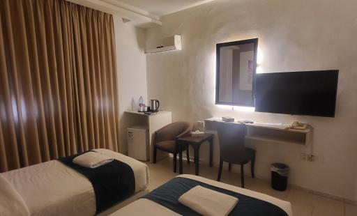 Jordan View Hotel - Housity
