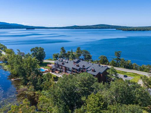 Hotel Lac Brome - Housity
