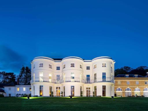 Mercure Gloucester Bowden Hall Hotel - Housity
