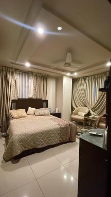 Luxury One Bed Apartment, Bahria Town Phase 3 - Housity