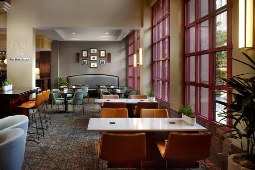 Atlanta Marriott Suites Midtown - Housity