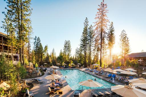 Rush Creek Lodge at Yosemite - Housity