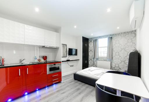 Imperial Court Suites - Housity