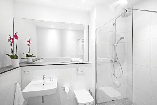 The Red Apartments - Housity