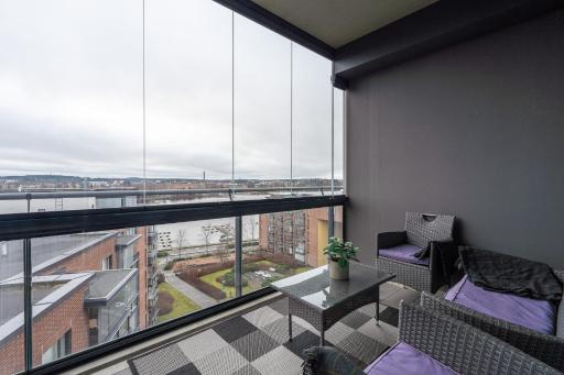 2ndhomes Tampere "Rooftop" Apartment - Ratina 7th Floor Apt with Amazing Lake View - Housity