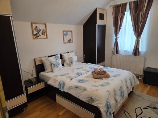 Smiley Apartment - Housity