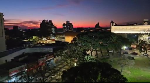 Frente a Terminal Tres Cruces. - Housity