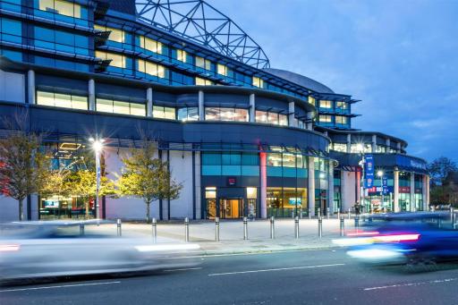 Radisson RED London Twickenham - Housity
