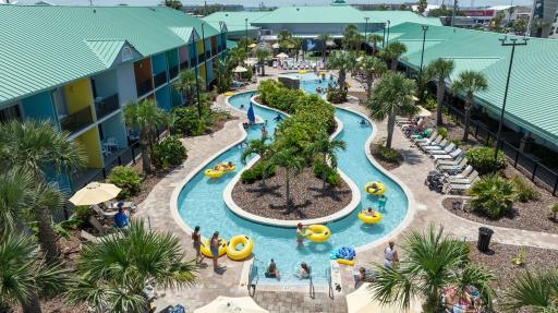 Beachside Hotel and Suites - Housity