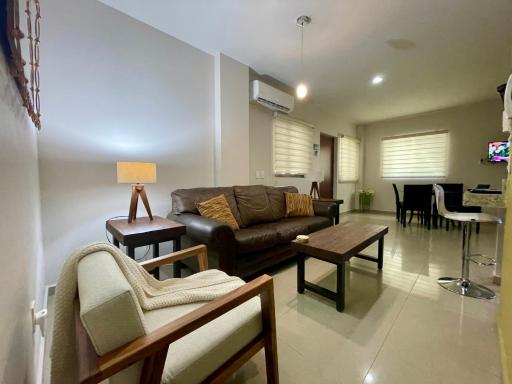 Ground floor apartment close to the beach, shops and restaurants - Hizvo