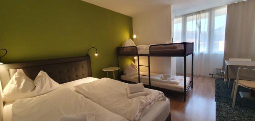 Paul's Studio - Housity