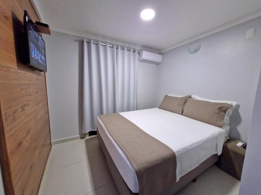 Quitinete Em Bombinhas - Housity