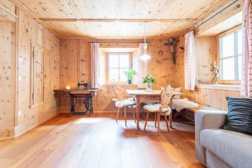 HAUS BRUNO - Historisches Juwel am Stilfserjoch - Housity