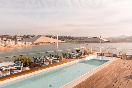 Lasala Plaza Hotel - Adults Only - Housity