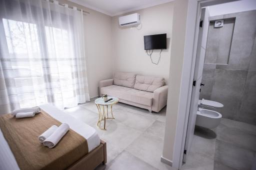 Beachfront · Private Beach EKA Luxury Seaview Apartments - Vlore - Housity