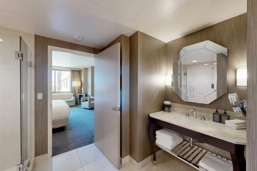 Sheraton McKinney - Housity