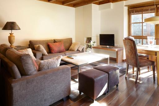 Val de Ruda Luxe 27 by FeelFree Rentals - Housity