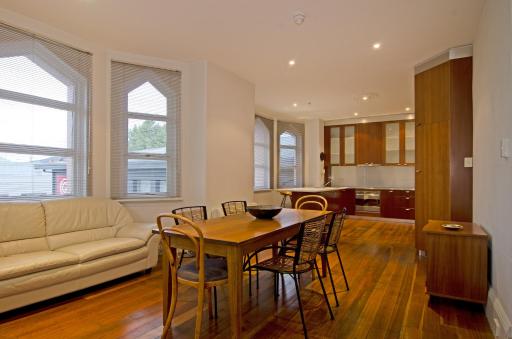 Roxburgh House Apartments - Hobart CBD - Housity