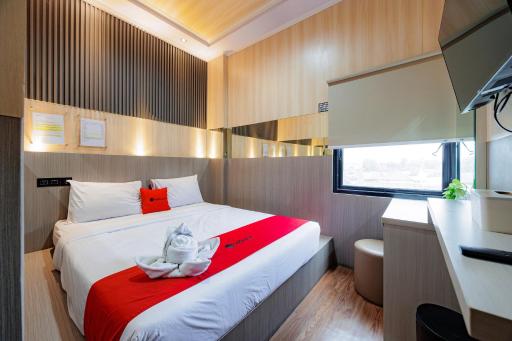 RedDoorz near Exit Toll Sirkuit Sentul - Hizvo